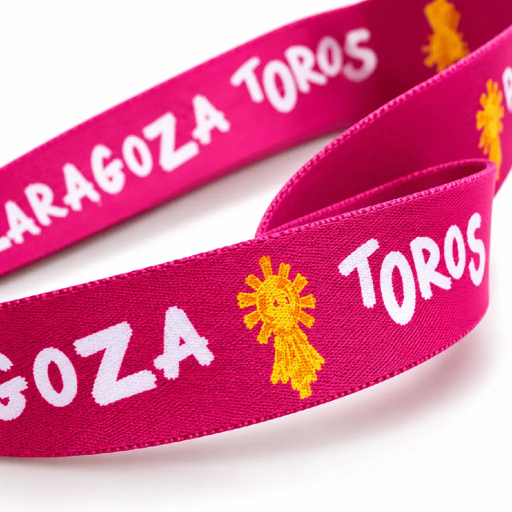 Cinta Magenta Zaragoza Toros.webp